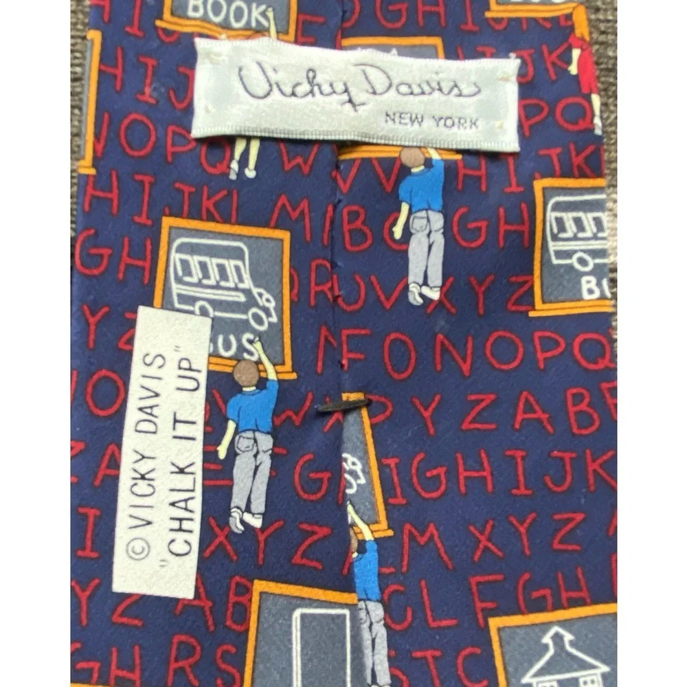 Vichy Davis “CHALK IT UP” School Tie